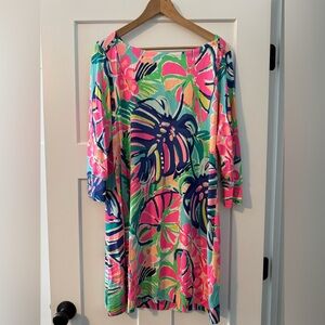 Like new Lilly Pulitzer dress. Never worn.